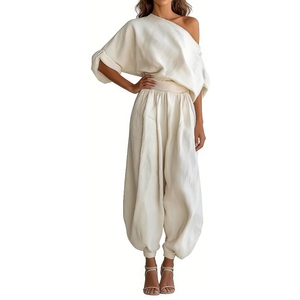 Completo da donna a tinta unita <span class=keywords><strong>con</strong></span> top monospalla asimmetrico a manica corta e <span class=keywords><strong>pantaloni</strong></span> larghi, set 2 pezzi Sehe Fashion - Product Image 4