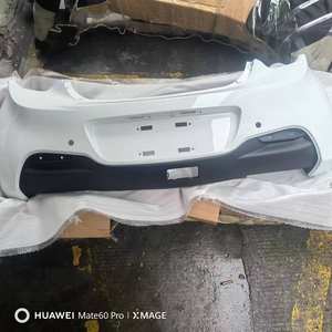 <span class=keywords><strong>Peinture</strong></span> originale d'usine Changan Benben EStar <span class=keywords><strong>pare</strong></span>-chocs arrière pour voitures nouveau <span class=keywords><strong>pare</strong></span>-chocs avant en plastique blanc avec kit de carrosserie peint - Product Image 4