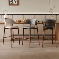 Tabouret de bar de cuisine moderne à jambes hautes Chaise de bar haut de gamme de luxe commerciale contemporaine Nordic Light Usine personnalisable