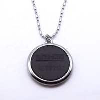 Pendentif en pierre de lave quantique japonaise Technologie japonaise Pendentif quantique noir original avec cadre en acier inoxydable
