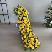 Elegante Luxuriöse Seiden-Weiße Künstliche Bodenblumen-Dekorationen Hochwertig Moderner Stil Handgefertigt Langlebig für Hochzeitslocations