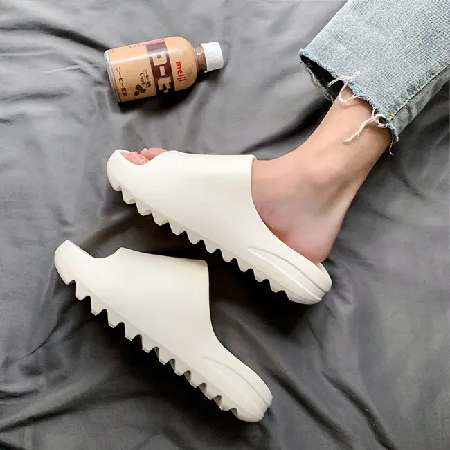2021 marka adı kadın düz Platform sandaletler kadın Anti kayma Unisex tasarımcı yaz şeker renk açık slayt terlik