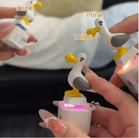 Porte-clés mousqueton en plastique, jouet anti-stress sonore créatif en forme de mouette 3D lumineuse, avec bouton vocal et rechargeable, taille personnalisable
