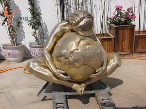 Statua femminile in rame fuso progettata su misura decorazione esterna in metallo famosa arte 'terra madre Gaia' <span class=keywords><strong>Anime</strong></span> statua ispirata all'<span class=keywords><strong>amore</strong></span> - Product Image 3
