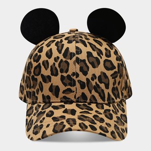 Casquette de baseball unisexe en sergé à imprimé léopard avec oreilles <span class=keywords><strong>d</strong></span>'animaux 3D mignonnes, style sportif et urbain, idéale pour les fêtes en parc à thème, chapeau de soleil ludique - Product Image 4