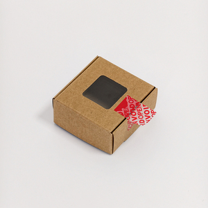 Etiqueta de seguridad con transferencia de color personalizada, cinta de sellado a prueba de manipulaciones y antienfoque para sobres y paquetes pequeños. - Product Image 6