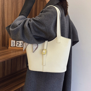 Tas Tote wanita, tas bahu wanita kapasitas besar pita sederhana warna Solid - Product Image 3