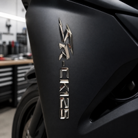 Autocollant 3D en PVC souple de luxe, pleine couleur, imperméable, anti-UV, auto-adhésif, garantie 5 ans, logo personnalisé OEM, pour voiture et camion