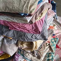 BS01 Literie d'occasion tendance : draps et housses de couette en polyester/coton, couleurs variées, emballage en balles de 50 kg