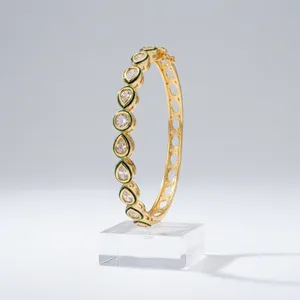 Bracelet de mariée indien Kundan Kada plaqué or, orné de pierres, bijoux de mariage traditionnels, vente en gros - Product Image 2