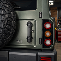 Support de drapeau pour pneu de secours de véhicule tactique 4x4 rétro, style militaire BAW BJ212, avec support d'antenne extérieure
