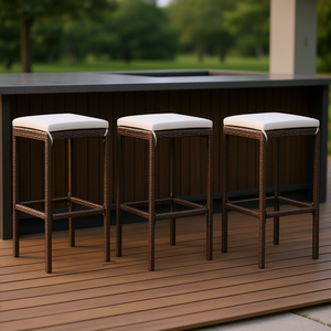 Ensemble de 3 tabourets de bar en rotin brun avec repose-pieds standard pour utilisation en extérieur - Product Image 2