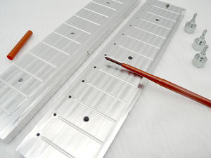 プロの生産12キャビティアイブロウペンシル型セット-OEM/<span class=keywords><strong>ODM</strong></span>カスタマイズのための精密アルミニウム射出成形金型 - Product Image 4