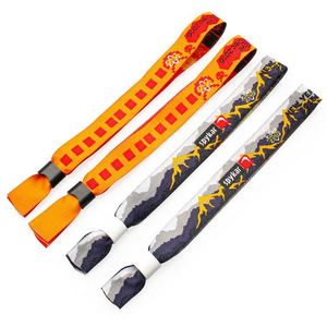 Bracelets promotionnels écologiques ajustables en plastique avec clip, pour événements et fêtes, bracelets tissés en tissu personnalisés pour festivals - Product Image 4