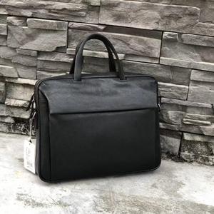 Maletín de Cuero para Hombre con Logotipo Personalizado, 36 x 6.5 x 27, Piel de Vacuno de Primera Calidad, Estilo Delgado para Viajes Diarios, Proveedor de <span class=keywords><strong>Boutique</strong></span> - Product Image 1
