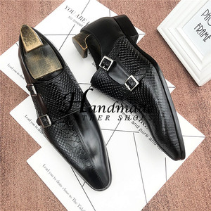 Chaussures en cuir à bout pointu, style Oxford anglais, chaussures habillées formelles pour hommes, chaussures en cuir tendance pour hommes - Product Image 5