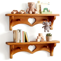 Étagère murale en bois en forme de cœur pour la vente en gros, support mural pour la chambre d'enfant, la crèche, les livres, les jouets et les vêtements