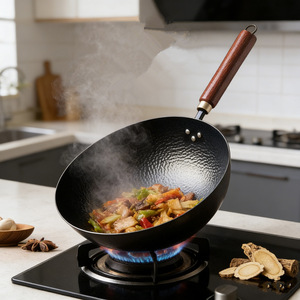 Zhangqiu Craft Hammered Iron Wok 32Cm Non Coating For Gas Stove Cooking - Product Image 2