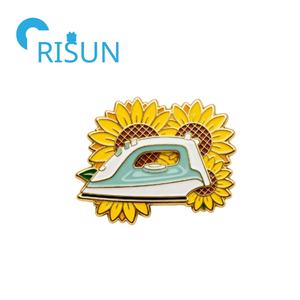 Prensa de Metal personalizada para lavandería, Pin esmaltado de hierro, insignia de diseñadores de <span class=keywords><strong>costurera</strong></span>, broche de regalo de joyería, máquina de planchar de costura, alfileres de solapa - Product Image 5