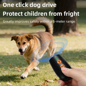 Mini Ultraschall-Hundeabwehr Hochleistungs-Langstrecken-Trainingsgerät gegen Bellen Outdoor Selbstverteidigung Hundebellen-Prävention 400mAh - Product Image 4