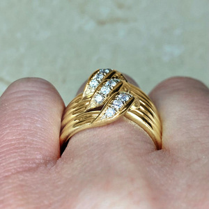 T0075 Anello di Lusso con Diamante in Oro Giallo, Taglio Brillante Rotondo, Colore G Naturale, Gioiello Unisex per Matrimonio - Product Image 6