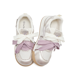 Baskets blanches légères et polyvalentes à semelles épaisses pour femmes – Tendance mode, confortables et durables pour la marche en extérieur - Product Image 3