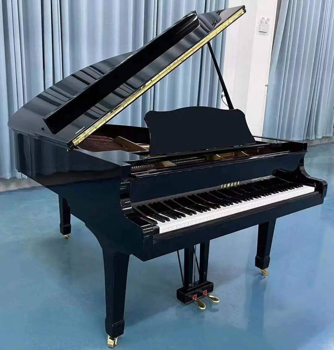 Yamaha sử dụng Yamaha cơ khí Baby grand piano