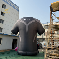 Maillot de sport gonflable géant pour événements sportifs et animations en stade, promotions de marques et décoration marketing pour la vente au détail