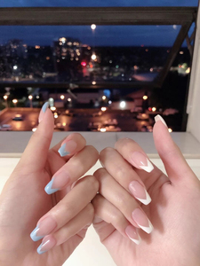 Ensemble de faux ongles à presser, tendance, style français, motif cœur mignon, en ABS, réutilisables, <span class=keywords><strong>pour</strong></span> femmes, idéal <span class=keywords><strong>pour</strong></span> le quotidien et le travail - Product Image 3
