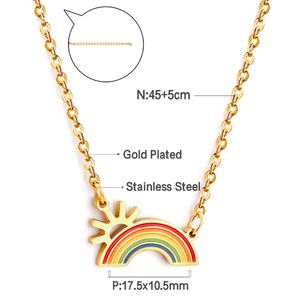 Collier Pendentif Arc-en-ciel Mignon et Populaire en Acier Inoxydable Plaqué Or 18 carats avec Chaîne de Qualité – Meilleurs Vœux - Product Image 2