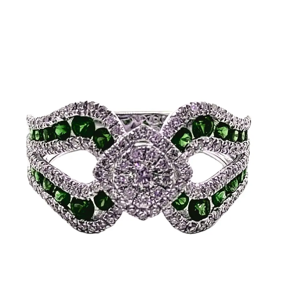 เครื่องประดับเพชรทรงกลมสีขาว18กะรัต,แหวนแฟชั่นอัญมณีมรกตสีเขียวสำหรับผู้หญิงเหมาะสำหรับงานปาร์ตี้สไตล์ฮ่องกงผู้จัดจำหน่าย