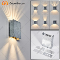 Lampe murale solaire artificielle de luxe carrée, étanche, avec cadre en acier Corten, pour la décoration extérieure de la maison dans le style Wabi Sabi