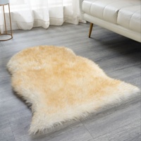 Tapis shaggy en fausse fourrure de mouton à poils longs – Design uni et moelleux, adapté aux animaux domestiques et lavable pour le salon