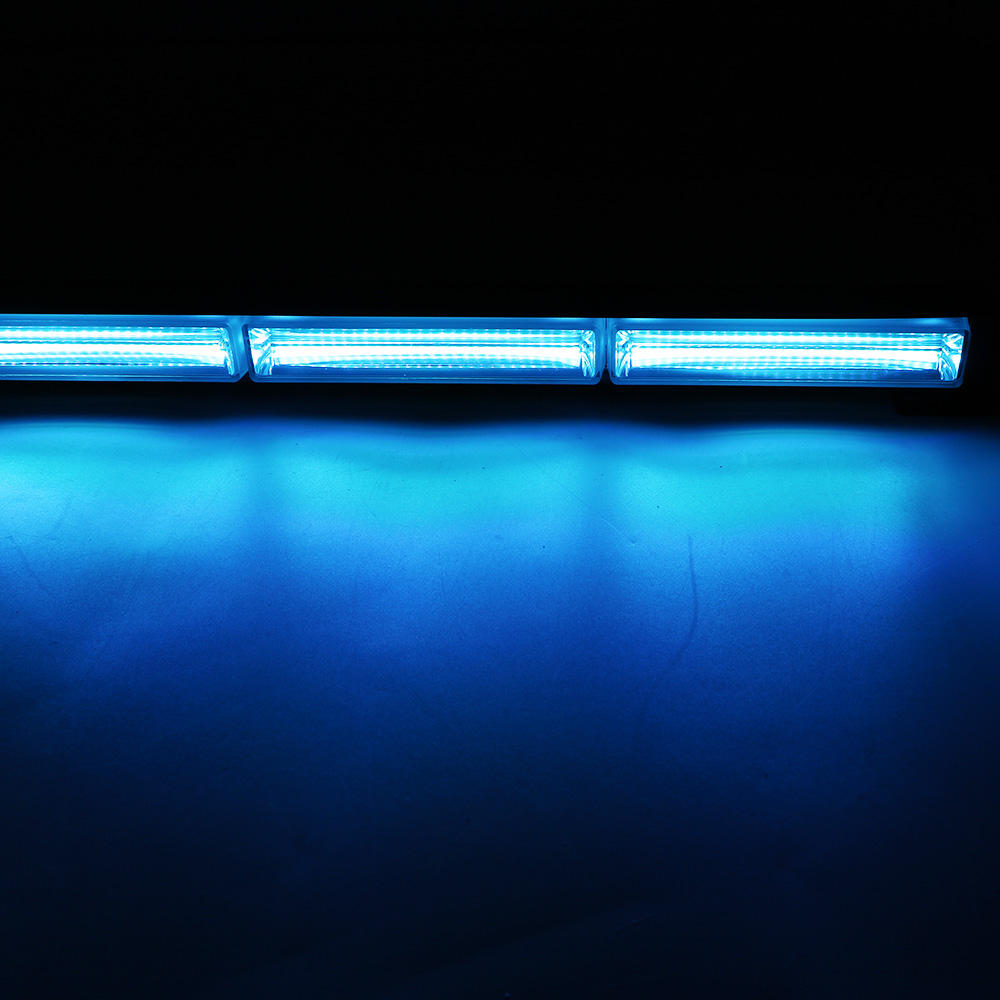 สีฟ้าน้ำแข็ง