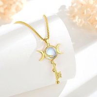 Collares con Colgante de Llave de Hécate y Serpiente con Luna Creciente, Joyería Pagana Mística Chapada en Oro de 18K con Piedra Lunar