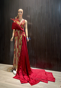 Elegante Vestido Trompeta de Manga Regular en Tela de Seda con Pedrería de Alta Gama, Cómodo, Transpirable y Antiarrugas para Eventos Nocturnos de Invierno - Product Image 4