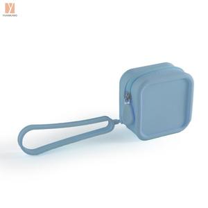 Bolsa de Maquillaje de Silicona Impermeable con Cierre de Cremallera, Logotipo Personalizado, Organizador Cosmético Multifuncional, Bolsa de Almacenamiento para Artículos de Aseo - Product Image 4