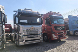 Camión Tractor FAW 6X4 Diésel con Transmisión Automática Euro 5 Nuevo Motor Fawde de 351-450HP Dirección Izquierda Transporte Minero 50T - Product Image 2
