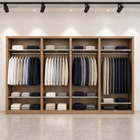 Armoire de présentation de vêtements en métal grain chêne clair à 4 compartiments avec tringle de suspension et étagères métalliques – Vente en gros