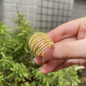 Cincin janji lebar yang dapat disesuaikan, berhiaskan batu zirkonia kubik putih berlapis emas Dubai, untuk wanita, perhiasan kostum pernikahan - Product Image 3