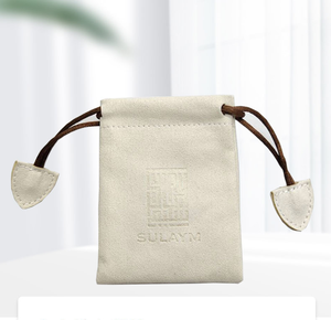 Sac en tissu à cordon en cuir microfibre avec pochette dorée, idéal pour le rangement de bijoux et accessoires de couture, et clip d'extrémité de cordon inclus - Product Image 1