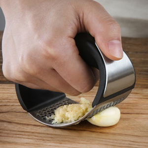 kitchen gadgets 2022 high quality kitchen garlic press and chopped onion garlic press stainless steel kitchen gadgets