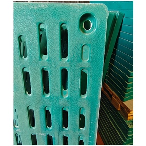 Equipo para porquerizas: Colchonetas de plástico <span class=keywords><strong>BMC</strong></span> para suelos de jaulas de cerdos, para naves porcinas, jaulas de parideras para cerdas y etapas de cría de lechones. - Product Image 3