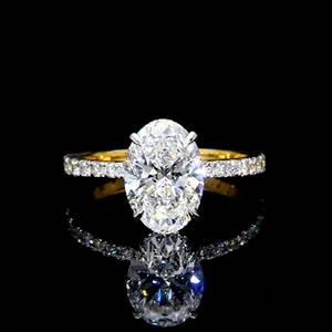 Bague solitaire en or jaune 14 carats pour femme, diamant taille ovale avec halo, cadeau de fiançailles et de mariage, diamant de laboratoire certifié IGI - Product Image 1