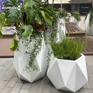 Macetas de Fibra de Vidrio BiophilicDesign para Integrar <span class=keywords><strong>la</strong></span> Naturaleza en Entornos Construidos - Product Image 4