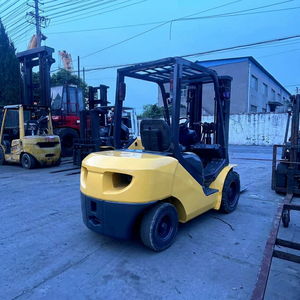 Oferta Especial: Montacargas Diésel Komatsu FD30 Usado de 3 Toneladas, 4x4, con Neumáticos Sólidos, Alta Eficiencia, para Manejo de Materiales, Directo de Fábrica, Japón - Product Image 1
