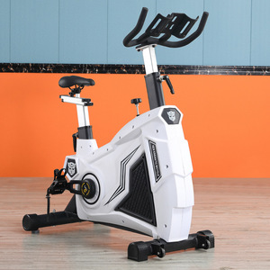 Vélo d'exercice aérobie pour la maison, avec transmission par courroie en acier, contrôle magnétique vertical, résistance au vent dynamique, charge maximale de 150 kg - Product Image 3