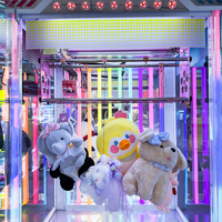 Machine de jeu d'arcade à monnayeur multi-fonctions pour peluches, avec grue et conception de pièces personnalisée, en métal et acrylique, pour divertissement