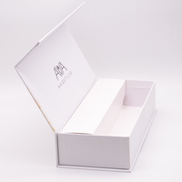 Papier d'art en carton dur recyclable avec logo personnalisé boîtes de papier d'estampage pour cadeau boîtes cadeaux pliantes de luxe à fermeture magnétique