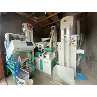 Moulin à riz compact de qualité supérieure 1500 kg avec double élévateur, haute performance et multifonctionnel pour le décorticage du riz